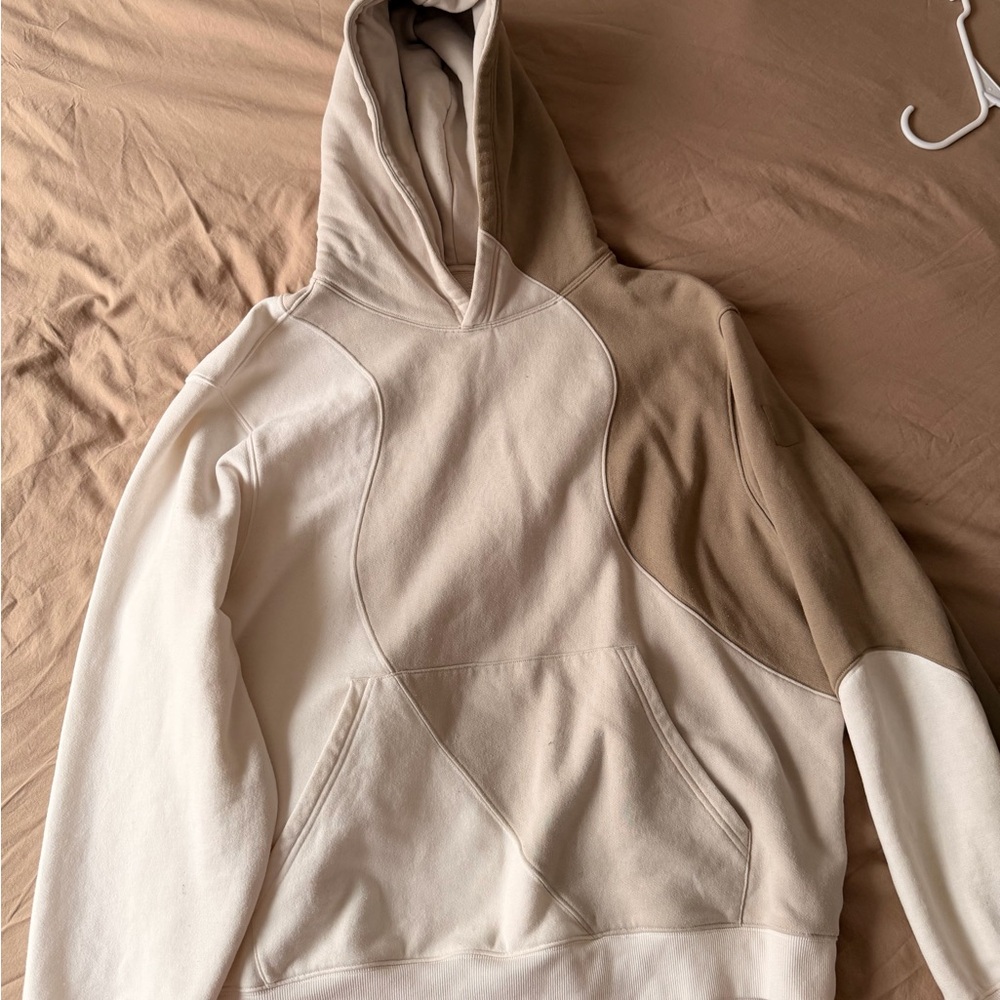 ALO Yoga Cream and Tan Hoodie